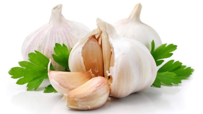 Usturoiul, minune dar și pericol pentru organismul uman. Ai mare grijă atunci când îl consumi