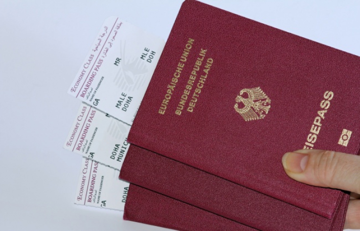 De ce pașapoartele din întreaga lume sunt disponibile în doar 4 culori? Răspunsul mult așteptat