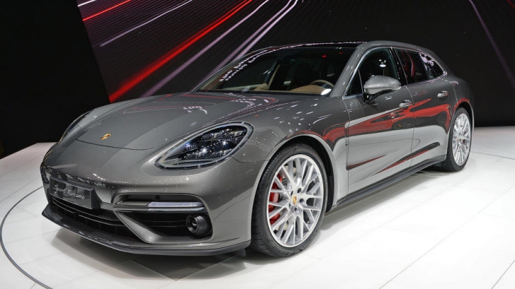 Porsche a lansat primul model BREAK din istoria sa.Panamera Sport Turismo prezintă un design fabulos