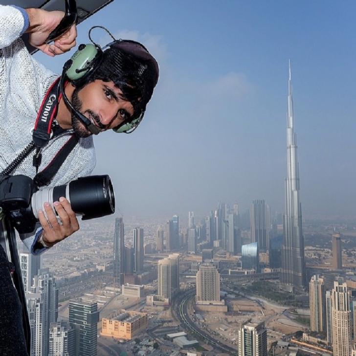 Așa arată o zi din viața fabuloasă a prințului moștenitor din Dubai. O viață din altă lume