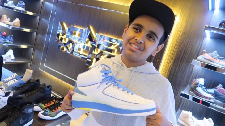 Băiatul de bani gata care deţine o colecţie de pantofi de 1 milion de dolari 
