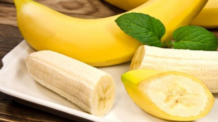 O banană pe zi te scapă de doctor! Iată 8 beneficii uimitoare ale bananelor