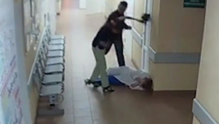 Panică în spital! Un pacient beat a bătut crunt o asistentă şi un medic pe holurile clinicii