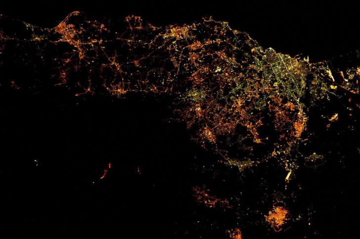 Imagine spectaculoasă cu ERUPŢIA vulcanului Etna, văzută din spaţiu de un astronaut