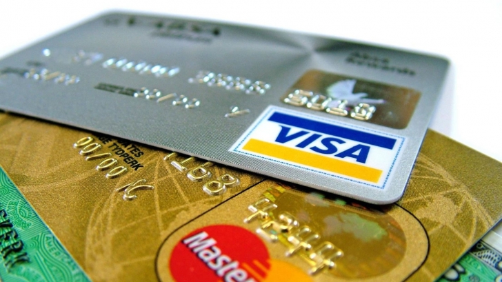 Ce condiţii trebuie îndeplinite pentru a obţine un card de credit. Care este venitul minim 
