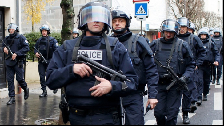 Tatăl și fratele bărbatului ucis pe Aeroportul Orly, din Paris, reținuți de Poliție