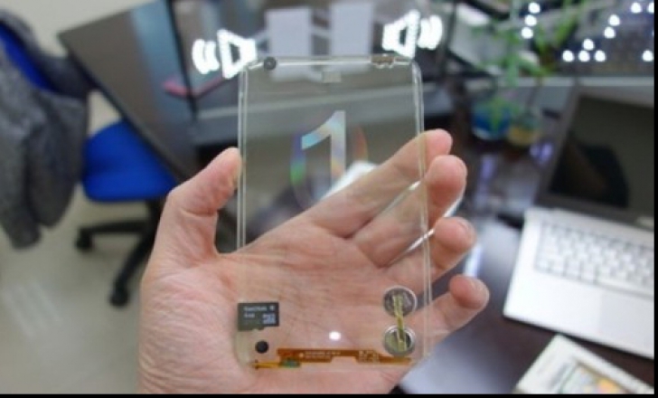 Când intră pe piață primul smartphone transparent din lume