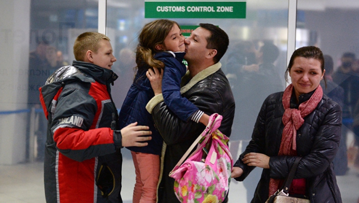 Ruşii care ajung în România primesc sfaturi cum să se comporte la noi în ţară 