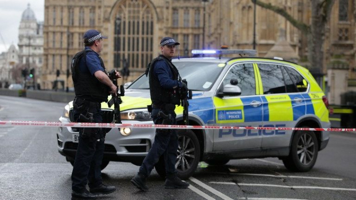 Un nou incident în Londra: O mașină a intrat într-un grup de 30 de oameni! Bilanțul victimelor