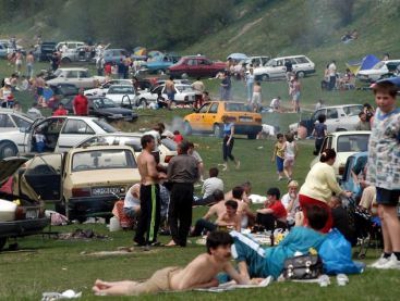 Weekend-ul prelungit de 1 Mai a început! Iată cum au ales românii să sărbătorească minivacanţa