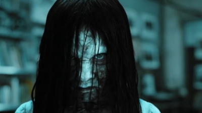 Fata asta arăta îngrozitor într-un celebru film horror. Cum arată în realitate? Nu-ți vine să crezi
