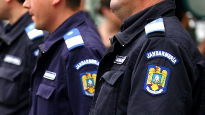 Jandarmeria, deranjată de avioane: A cerut Aeroporturilor să schimbe culoarele de zbor 