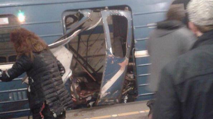 Primele imagini șocante surprinse după explozia de la metroul din Sankt Petersburg