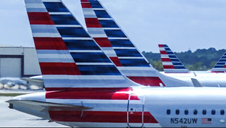 Un nou incident la bordul American Airlines: un angajat, AMENINȚĂRI DURE la adresa pasagerilor