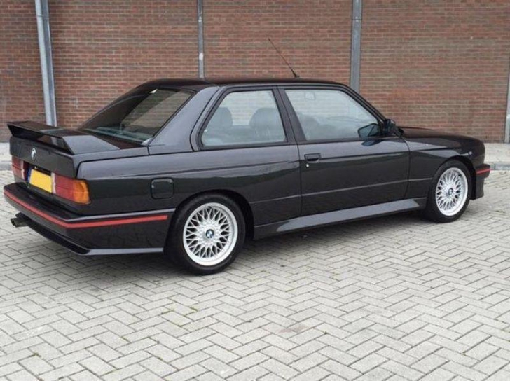 Cum arată un BMW M3 din 1988, pe care proprietarul cere 50.000 de euro. E ca nou