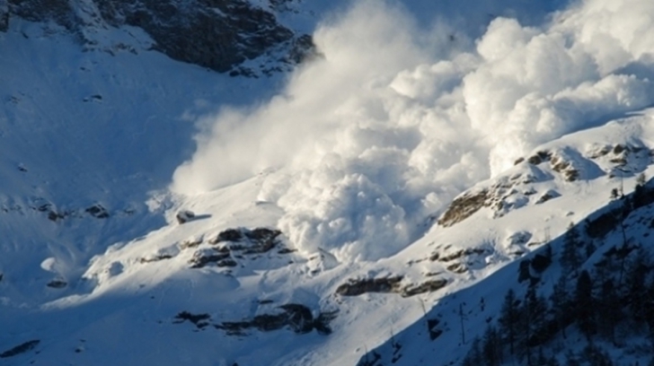 Avertizare meteo: pericol de avalanșă în județul Brașov