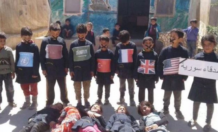 Imagini emoționante. Cum protestează copiii din Siria după atacul chimic ce a ucis 86 de oameni
