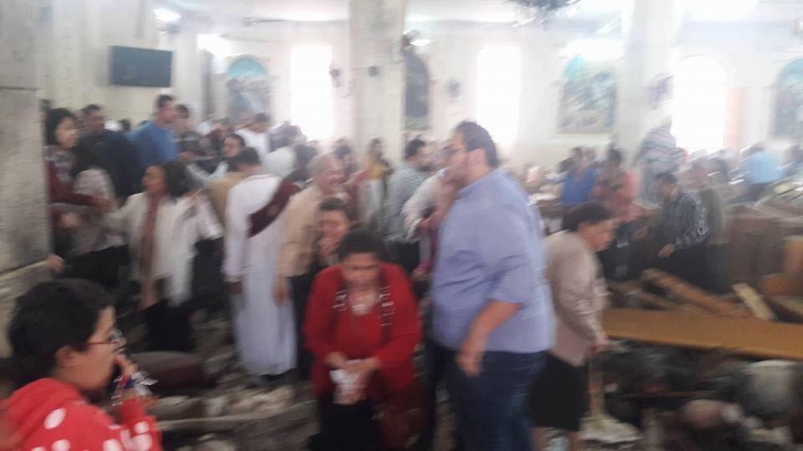 Imagini de la primul atac din Egipt! Teroare şi durere pe chipurile credincioşilor