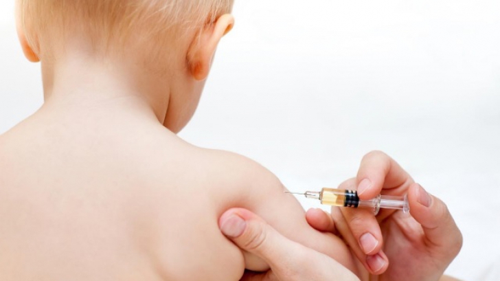 Bodog: Părintele poate fi acuzat de rele tratamente, dacă un copil moare pentru că nu l-a vaccinat