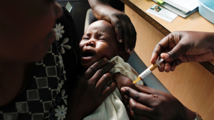 Revoluție în lumea medicală! Vaccinul împotriva malariei va fi lansat în curând