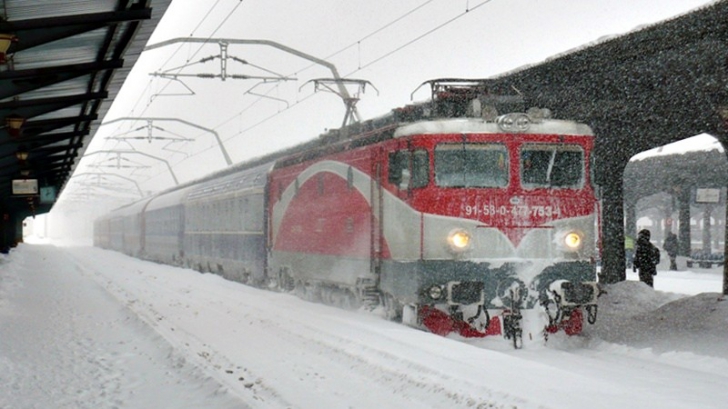 Întârzieri uriașe pentru trenuri: Garnitura București - Deva ajuns cu două ore mai târziu