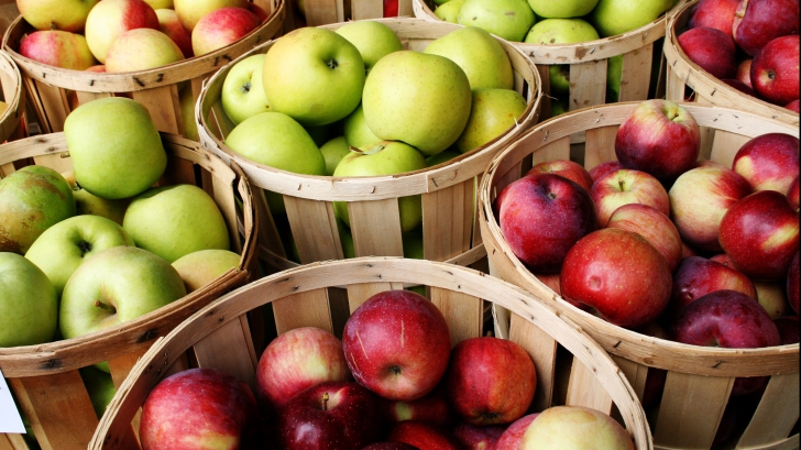 Cum îți dai seama dacă merele pe care le-ai cumpărat sunt modificate genetic 