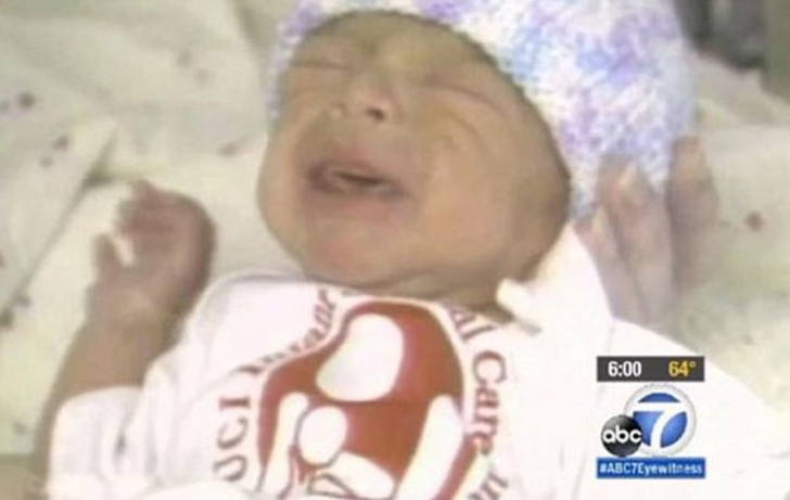 Un poliţist a găsit un bebeluş la gunoi. După 25 de ani, i-a spus tot! A ascuns, însă, un SECRET!