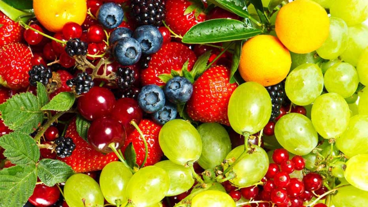 Sâmburii acestor fructe conțin cianură. Fiecare din noi i-a mâncat cel puțin o dată