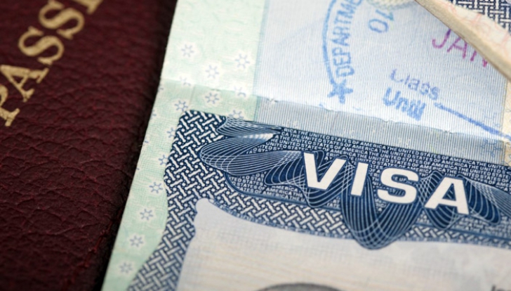 Parlamentul European a aprobat eliminarea vizelor pentru cetăţenii ucraineni