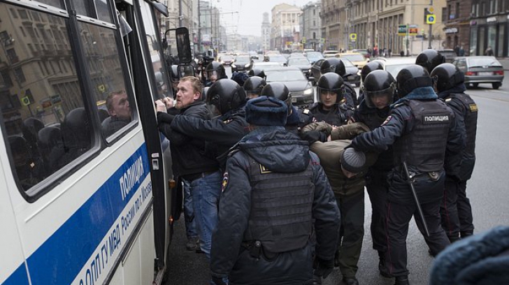 Noi proteste în Rusia. Zeci de manifestanți arestați la Moscova