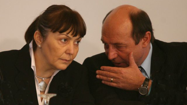 Istoricul Marius Oprea a confirmă dezvăluirile despre MACOVEI și TĂPĂLAGĂ. Ce au făcut cei doi în arhiva SIPA?