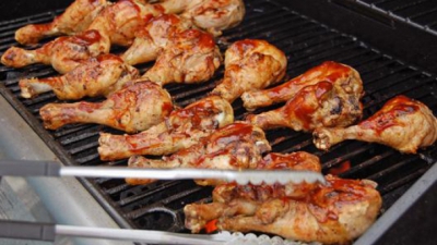 Grătarul cauzează cancer? Cum să pregăteşti carnea fără să te îmbolnăveşti