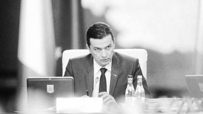 Ce semnifică diferenţa de opinie dintre  Liviu Dragnea şi Sorin Grindeanu, referitor la remanieri?