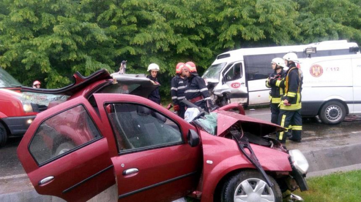 Sâmbăta NEAGRĂ pe șoselele din România: mai multe accidente extrem de grave