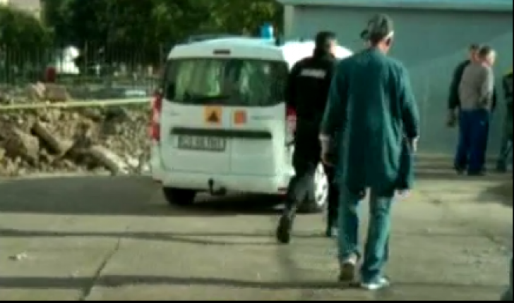 Bombă în curtea unui liceu. Când a fost descoperită sute de copii erau la cursuri