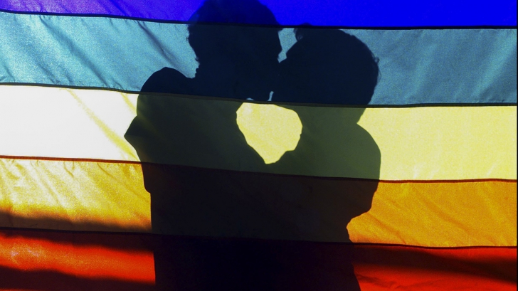 Sondaj. Câți români ar accepta căsătoriile între persoane de același sex 