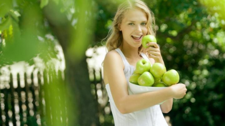 Dieta de şapte zile cu mere care te scapă de kilogramele nedorite