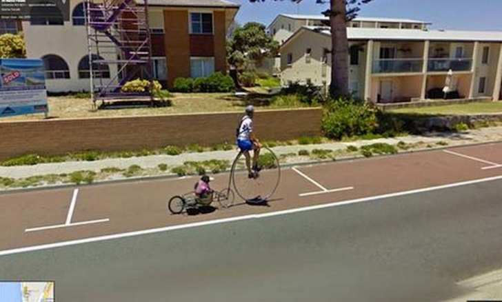 Google Street View: 15 dintre cele mai ciudate imagini surprinse vreodată pe hartă
