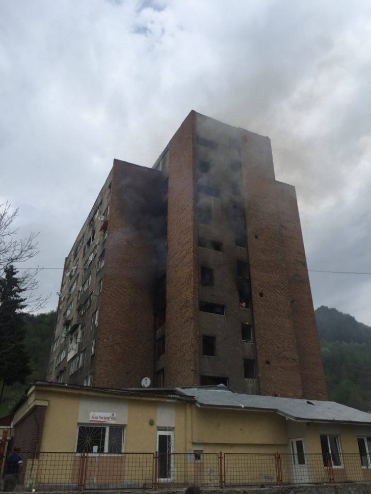 Incendiu în Petrila