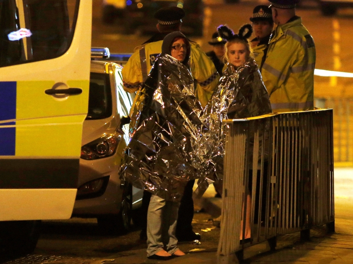 "Atentat terorist îngrozitor" la un concert în Manchester: 22 de morți și peste 59 de răniți - LIVE