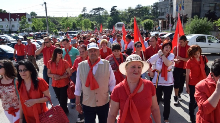 PSD Vaslui a organizat un marş de 1 mai. Justificarea dată de şeful filialei, Dumitru Buzatu 