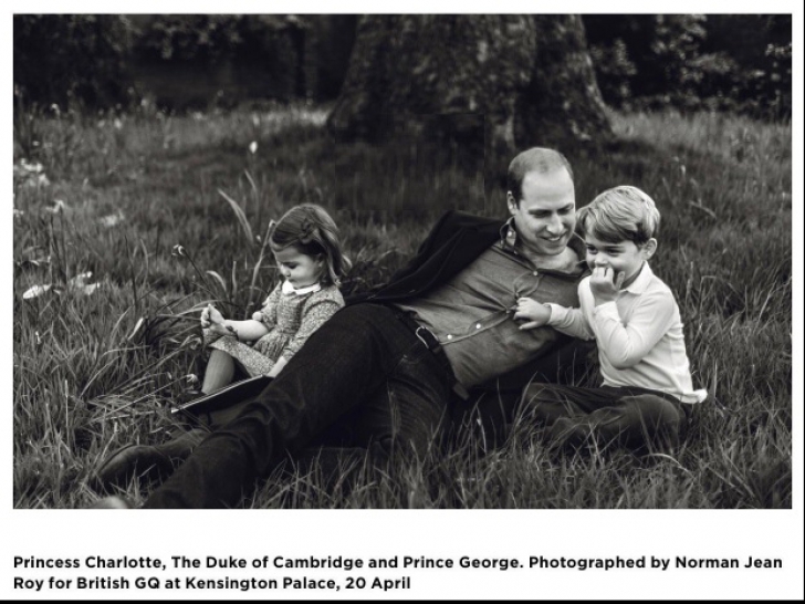 Fotografie RARĂ cu Prinţul William, acasă alături de copiii săi, George şi Charlotte