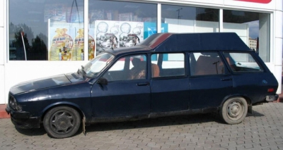 Cum arată Dacia MaxiBreak, care era produsă doar pe bază de comandă. Design foarte ciudat