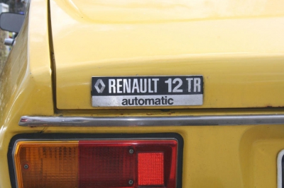 Cum arată maşina din care se trage Dacia 1300. Strămoşul se numeşte Renault 12 şi se prezenta aşa...
