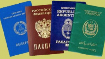 De ce sunt doar 4 culori pentru coperţile paşapoartelor(verde, albastru, roşu, negru)Ce înseamnă ele