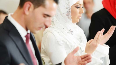 Face i cuno tin a cu femeia pentru nunta musulmana
