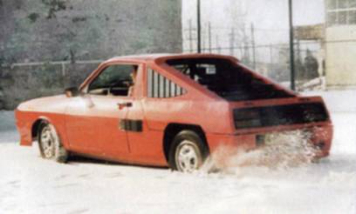 Pare o glumă, dar e real. Asta e Dacia MD87, ce s-a vrut rival pentru Ferrari. Model foarte rar