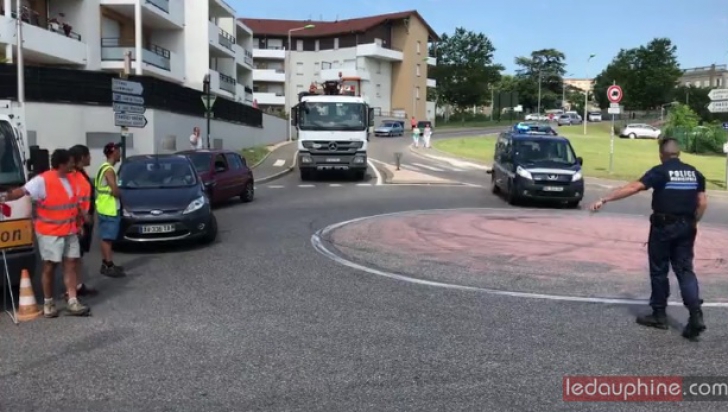 Alertă de securitate lângă Lyon, după ce s-a găsit o maşină "suspectă", plină cu butelii