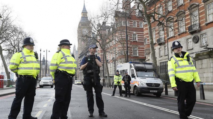 Atac în plină stradă în Londra. O femeie a fost rănită de alte trei femei care strigau "Allah"