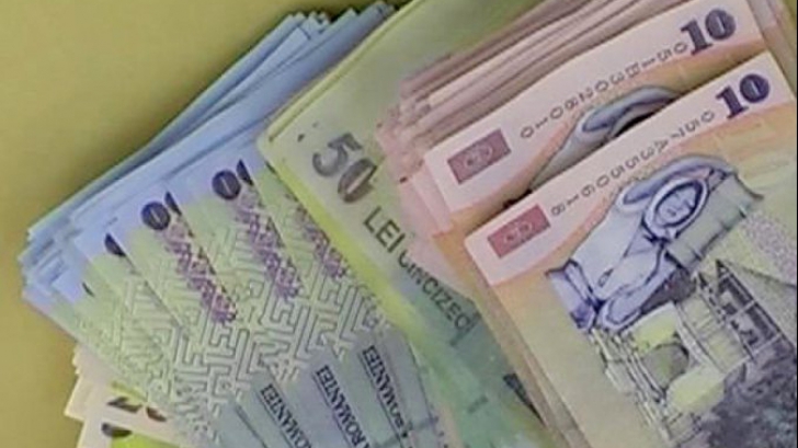Preşedintele Iohannis a promulgat LEGEA care prevede CREŞTERI SALARIALE pentru unii bugetari